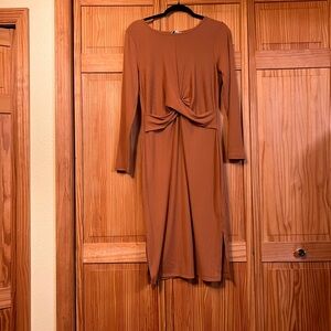 Elegant Brown Long-Sleeve Dress